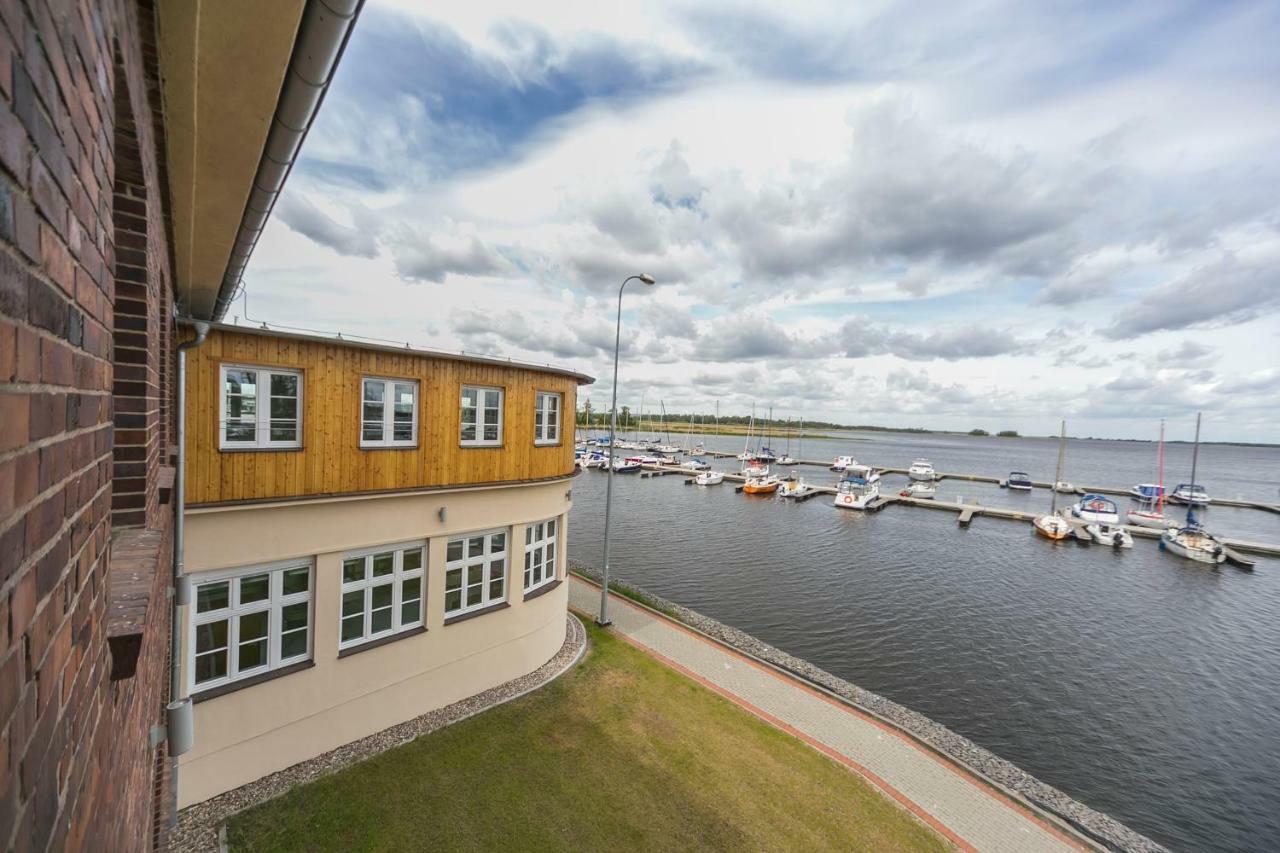 Centrum Zeglarskie Szczecin Luaran gambar